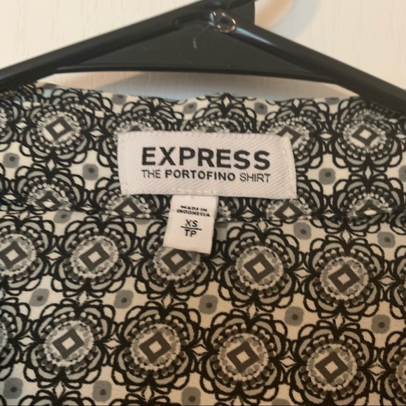 Express patterned button down portofino work blouse - Picture 3 of 8